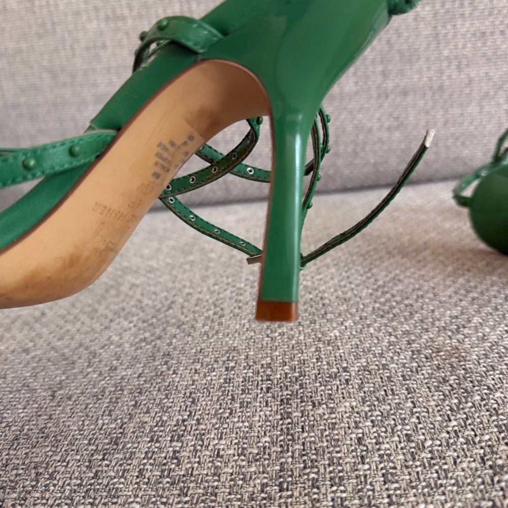 Marc Fisher Green “Dallin” Heels - Picture 10 of 15